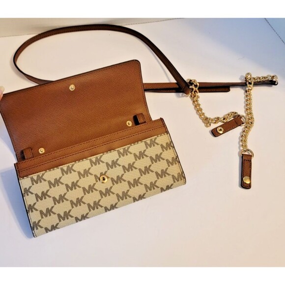 Michael Kors Jet Set Crossbody Wallet Clutch EUC - Picture 8 of 11